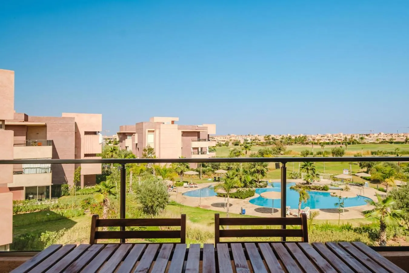 3 Bedroom Apartment With Pool View Prestigia Marrákes