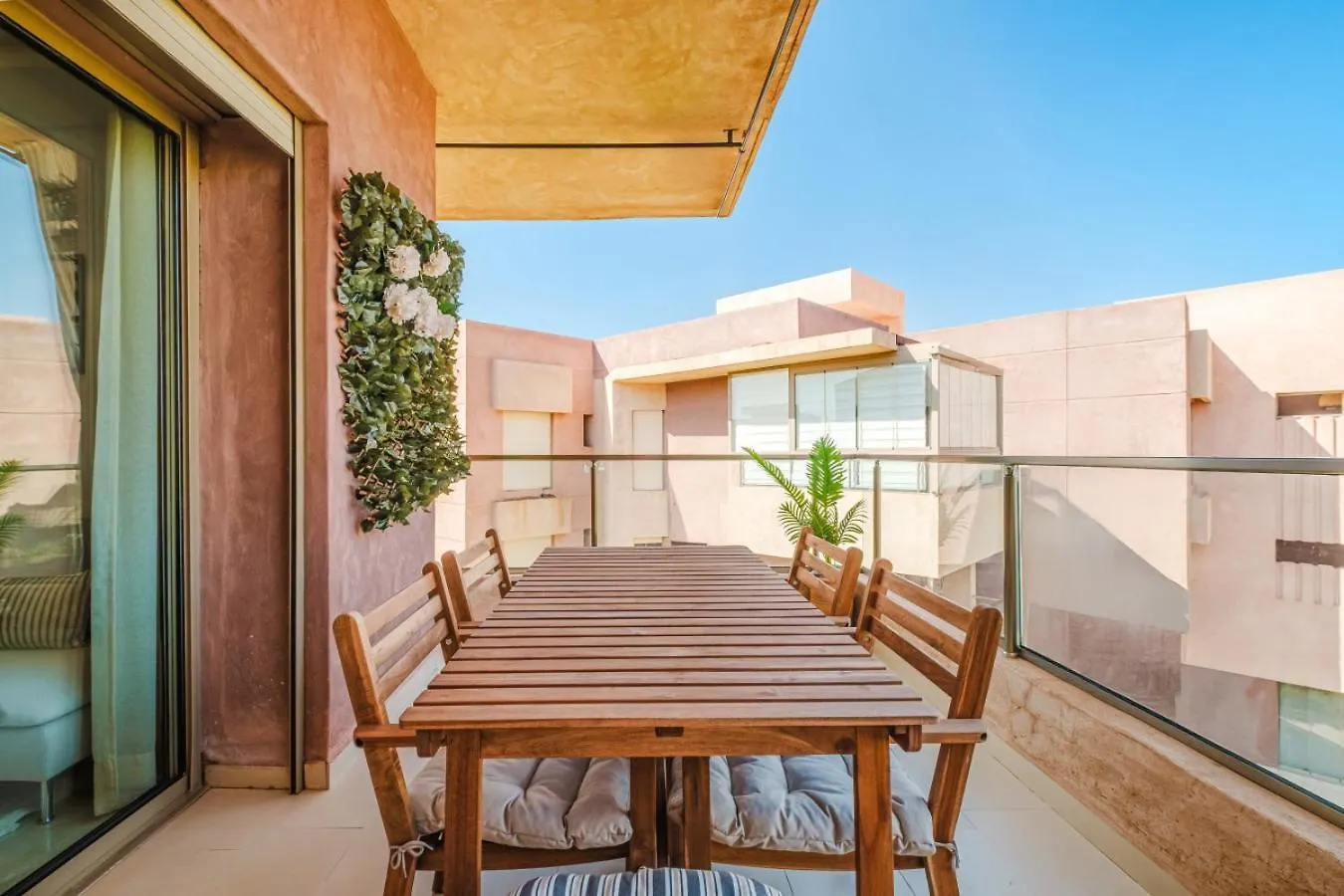 3 Bedroom Apartment With Pool View Prestigia Marrákes