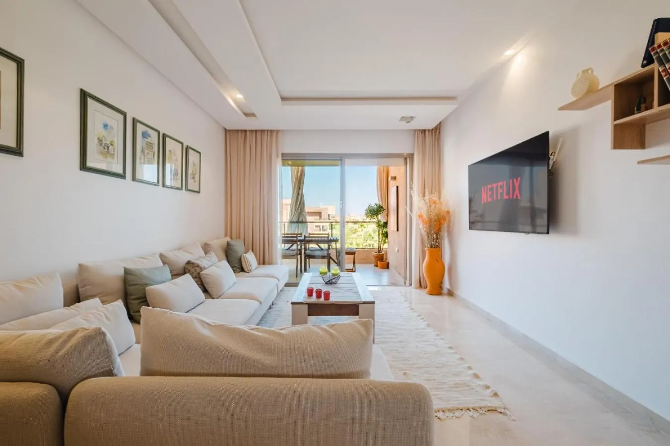 3 Bedroom Apartment With Pool View Prestigia Marrákes